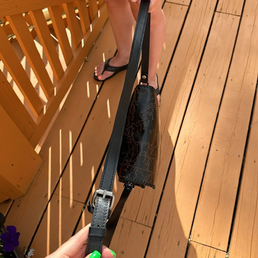 Patricia Nash Black Leather Sarola Map Print
Crossbody Purse NWT - Picture 15 of 16